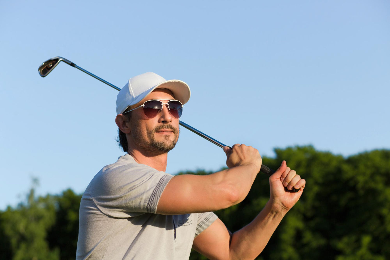 Men’s Golf Sunglasses: Trends & Top Models