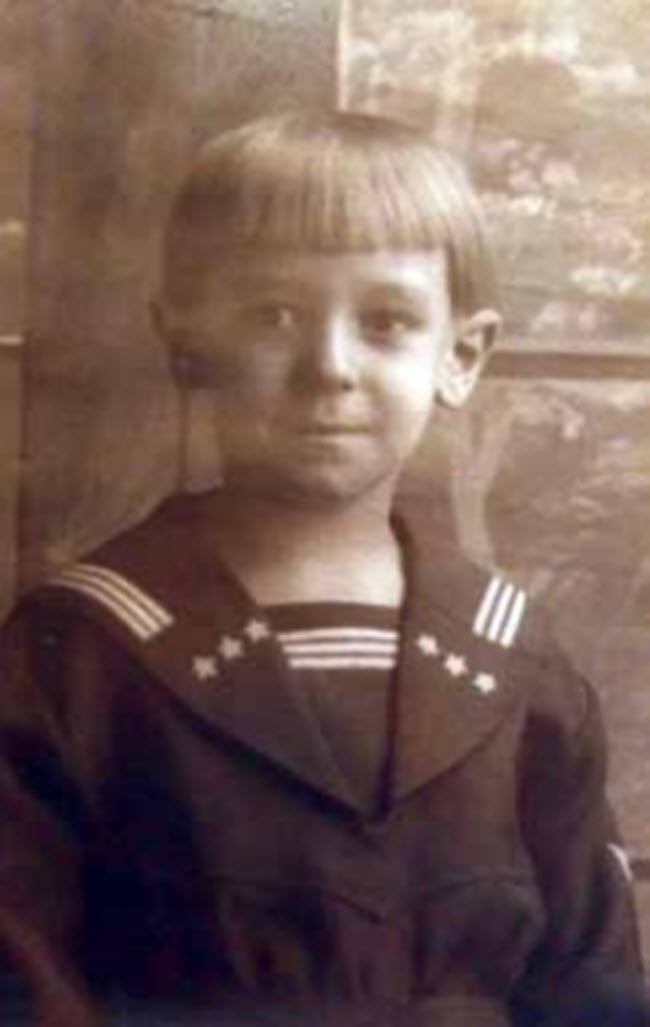 A photograph of Six-year-old Jack Kleiss in his favorite sailor outfit.