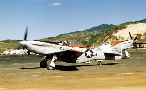 North American Aviation F-51D-25-NA Mustang of the 67th Fighter Bomber Squadron, 18th Fighter Bomber Group, Republic of South Korea, 1950. 