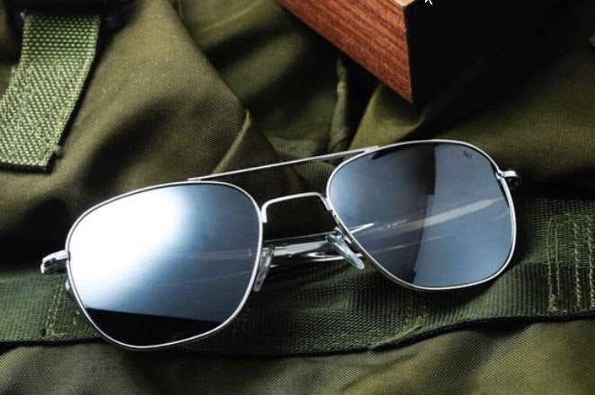 AO American Optical Original Pilot Gold Frame Sunglasses